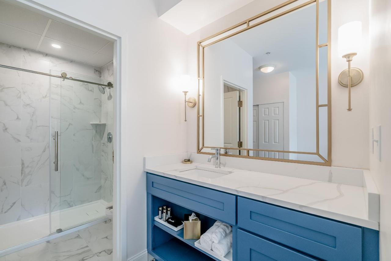 Chateau Renault Egg Harbor City Bagian luar foto