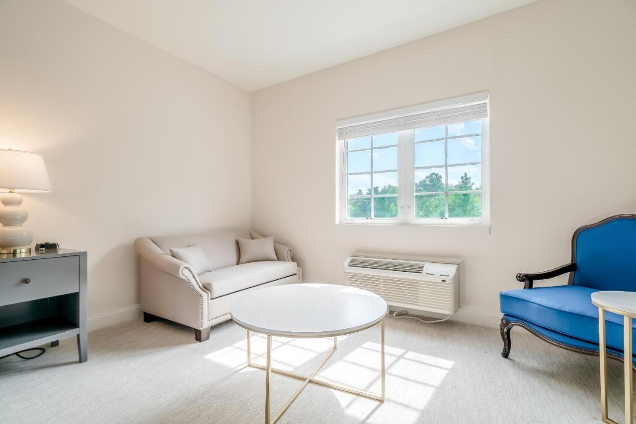 Chateau Renault Egg Harbor City Bagian luar foto