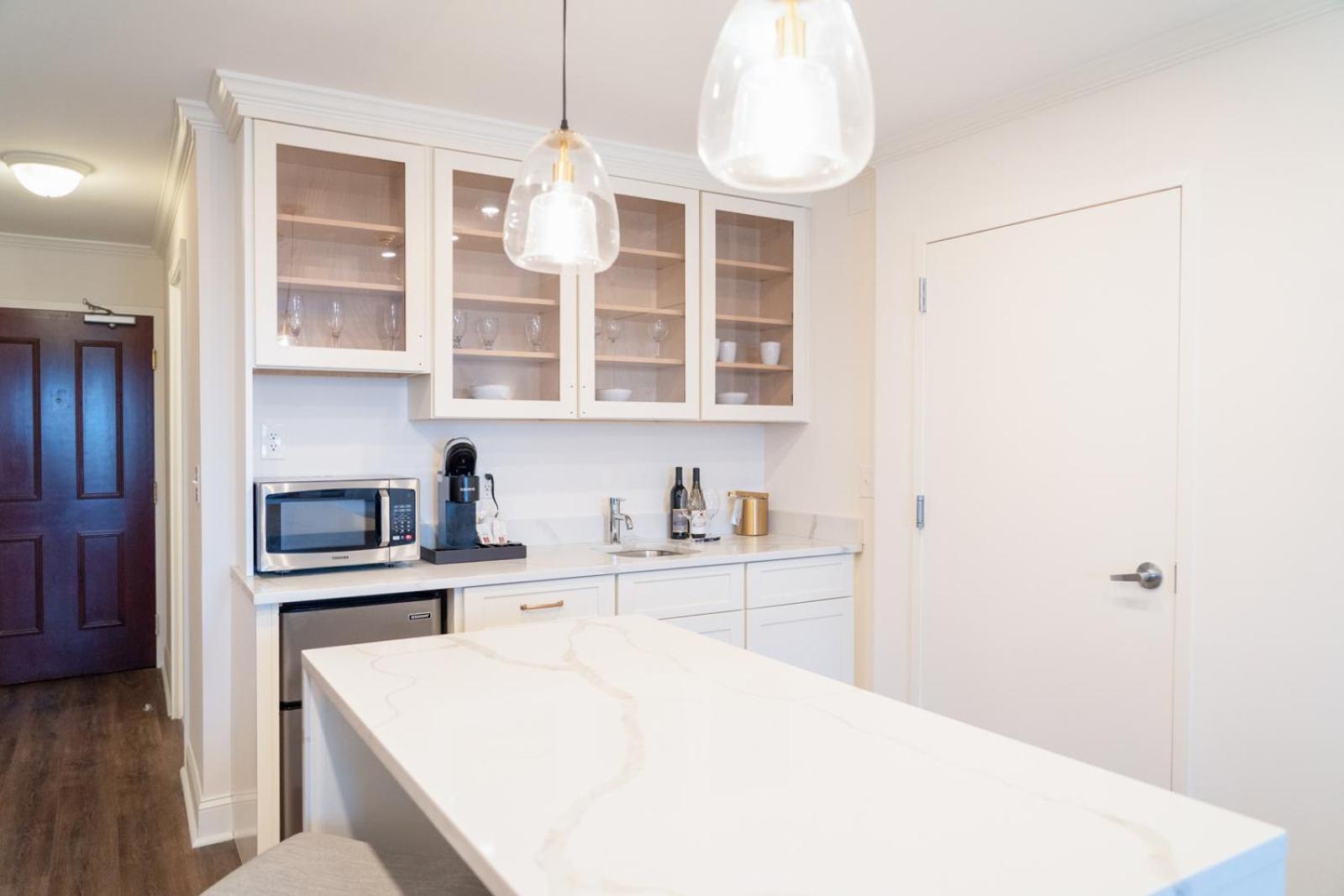 Chateau Renault Egg Harbor City Bagian luar foto