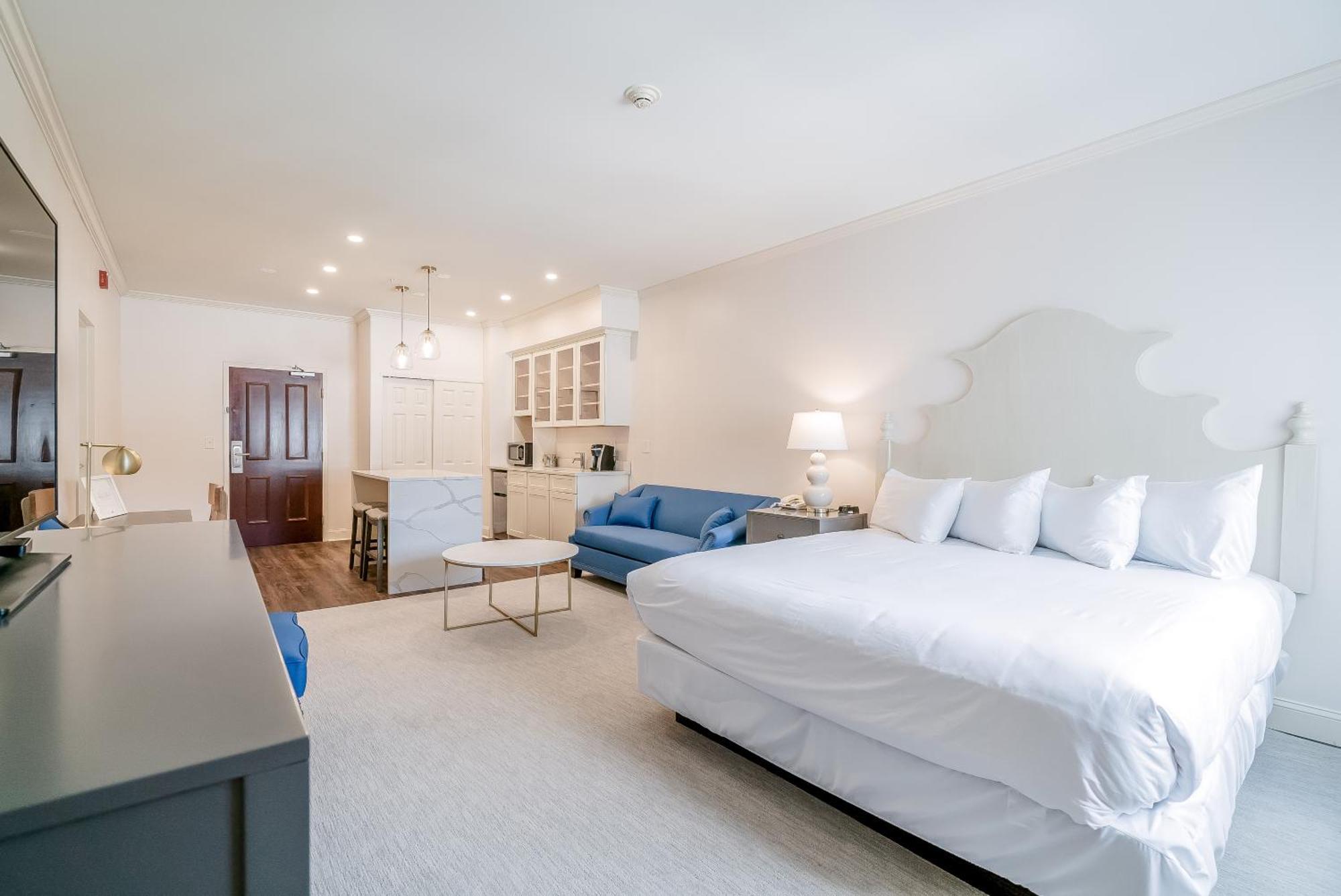 Chateau Renault Egg Harbor City Bagian luar foto